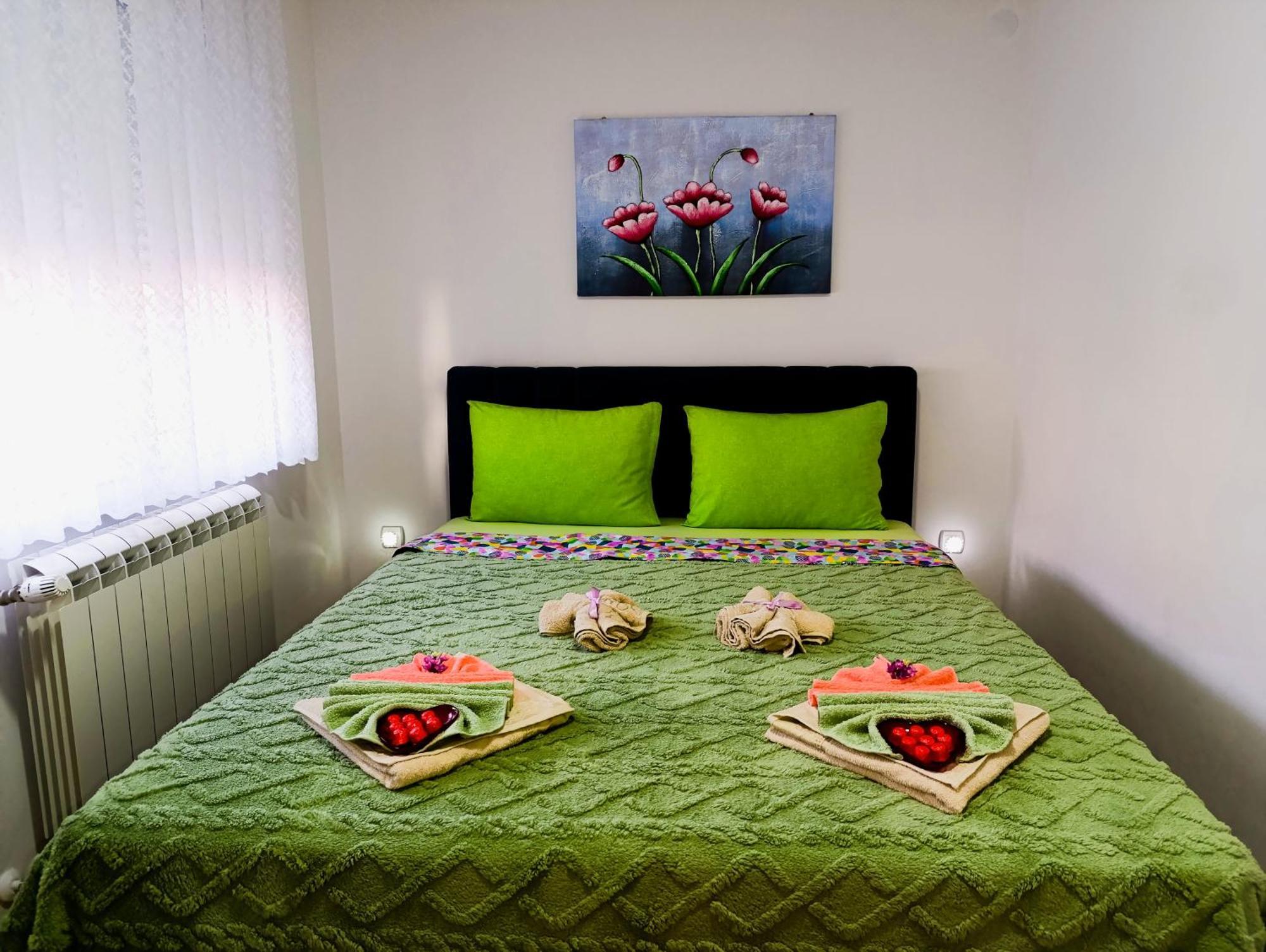 Apartman Lara Pirot Exterior foto