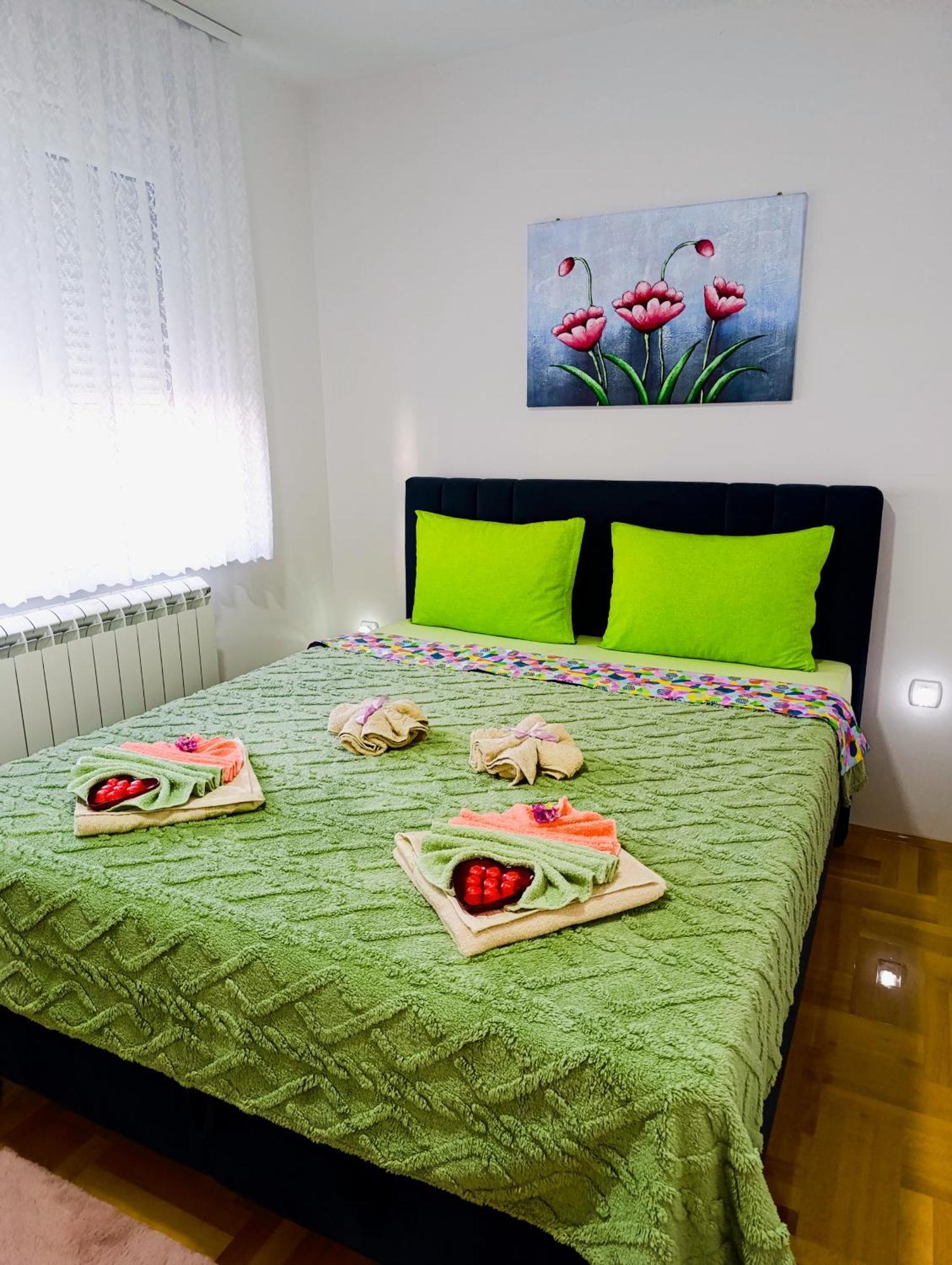 Apartman Lara Pirot Exterior foto